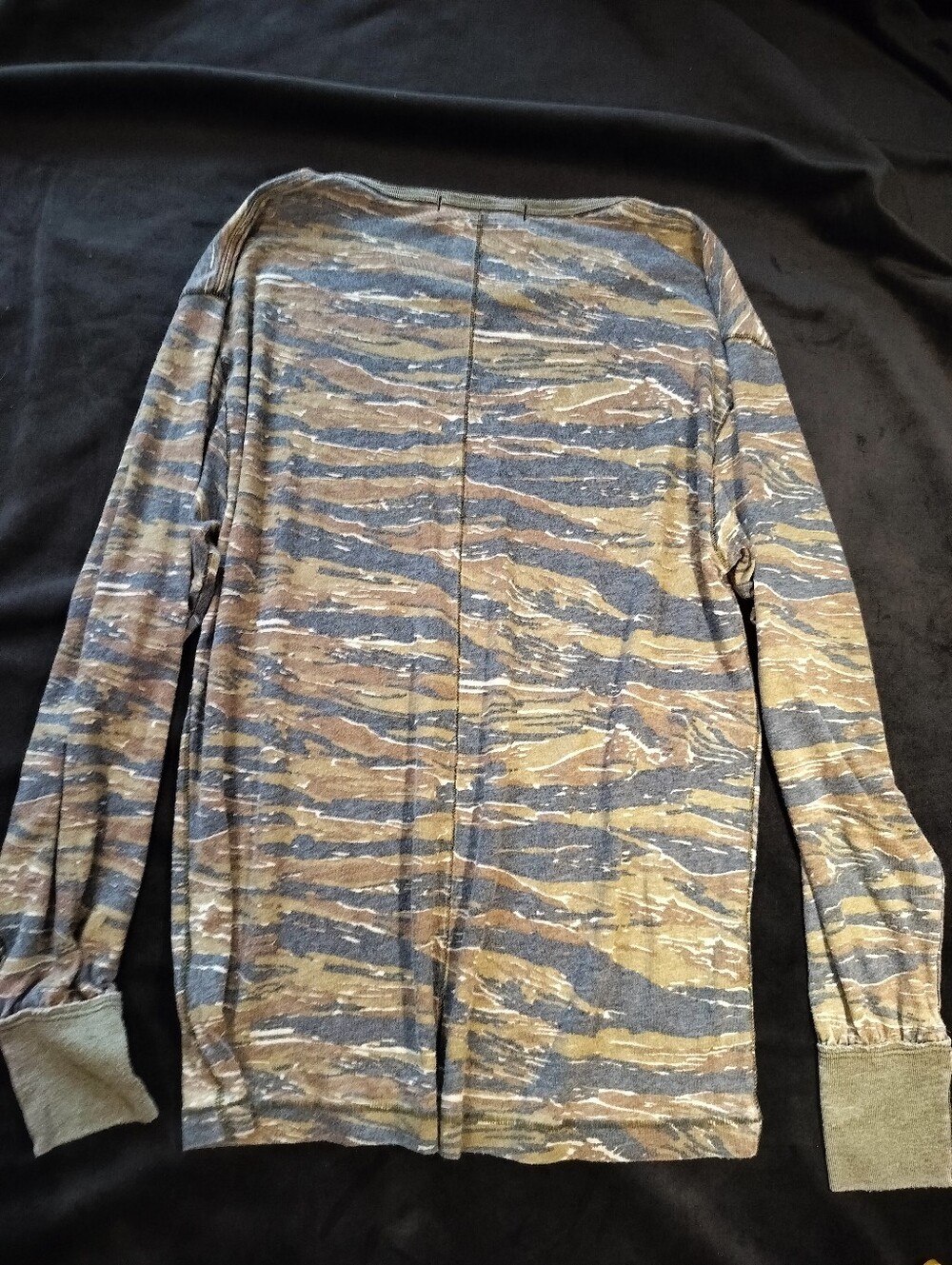 NWT Free People Long Sleeve Arielle Distressed  Camouflage Tiger Combo XS/S/M - Picture 6 of 7